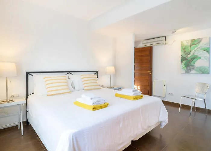 Marisol, Mojones Willa *