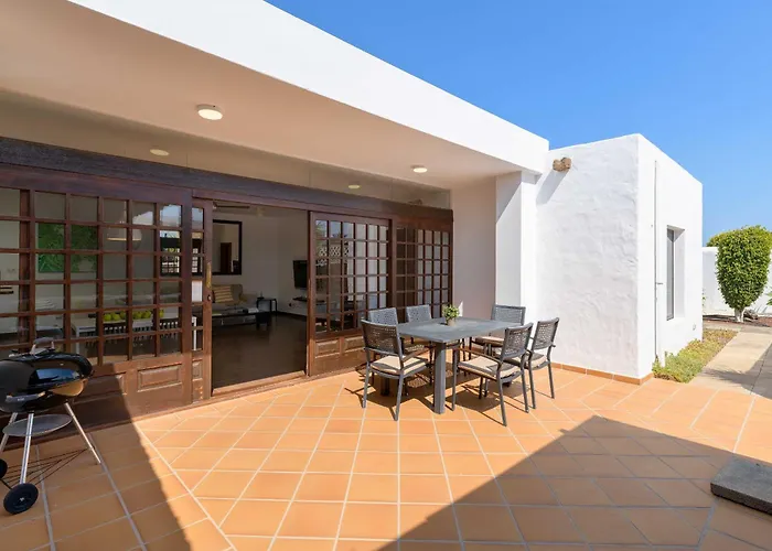 Marisol, Mojones * Tías